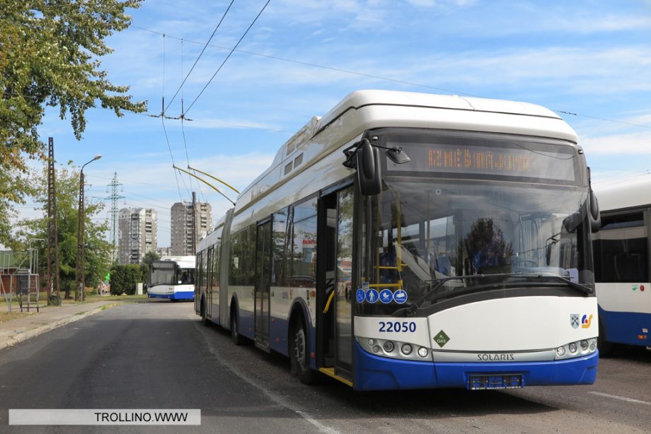 Tíz darab hidrogén tüzelőanyag-cellás Solaris Trollino áll forgalomba Rigában