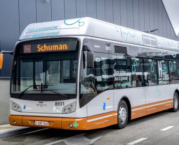 Van Hool hidrogénbuszt tesztelnek két éven át Brüsszelben